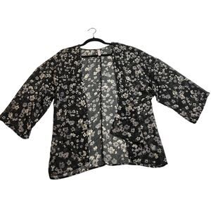 Xhilaration Floral Print Semi Sheer Open Front Kimono Size Medium Lightweight
